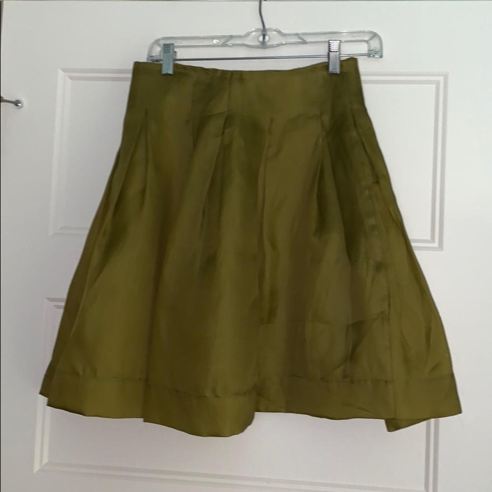 Green circle skirt